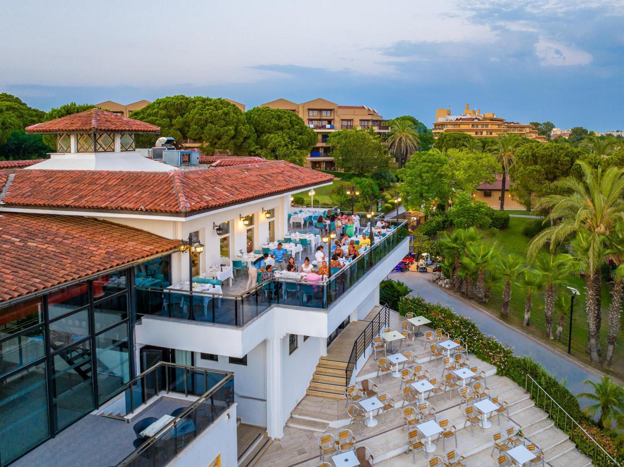 Asteria Family Resort Belek Antalia Esterno foto The Village
