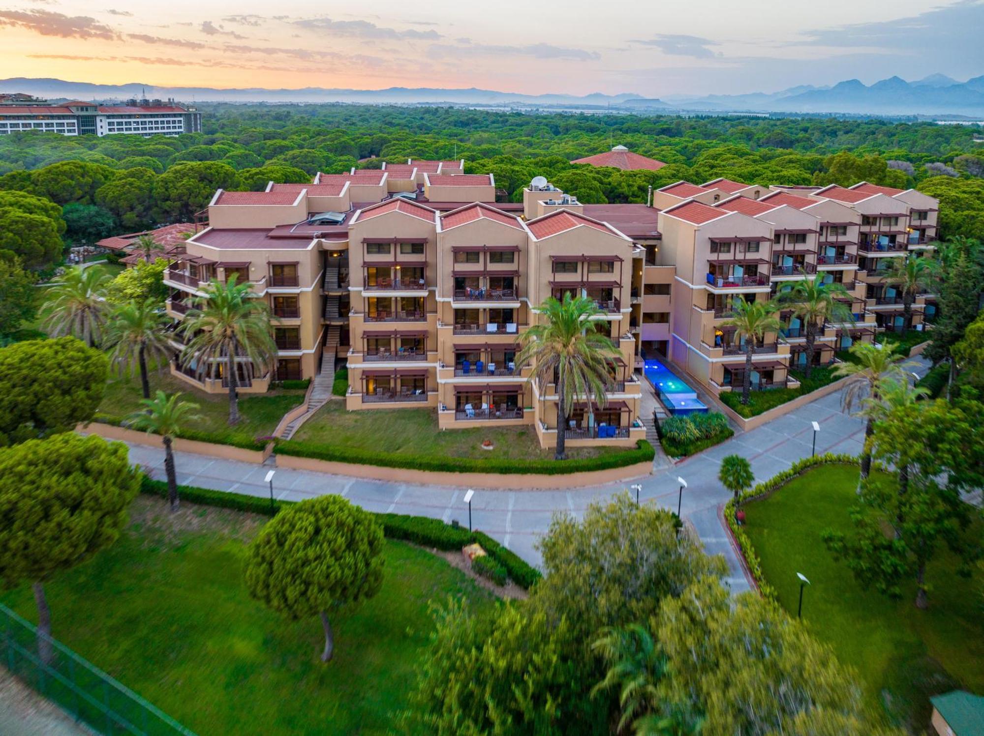 Asteria Family Resort Belek Antalia Esterno foto The Village