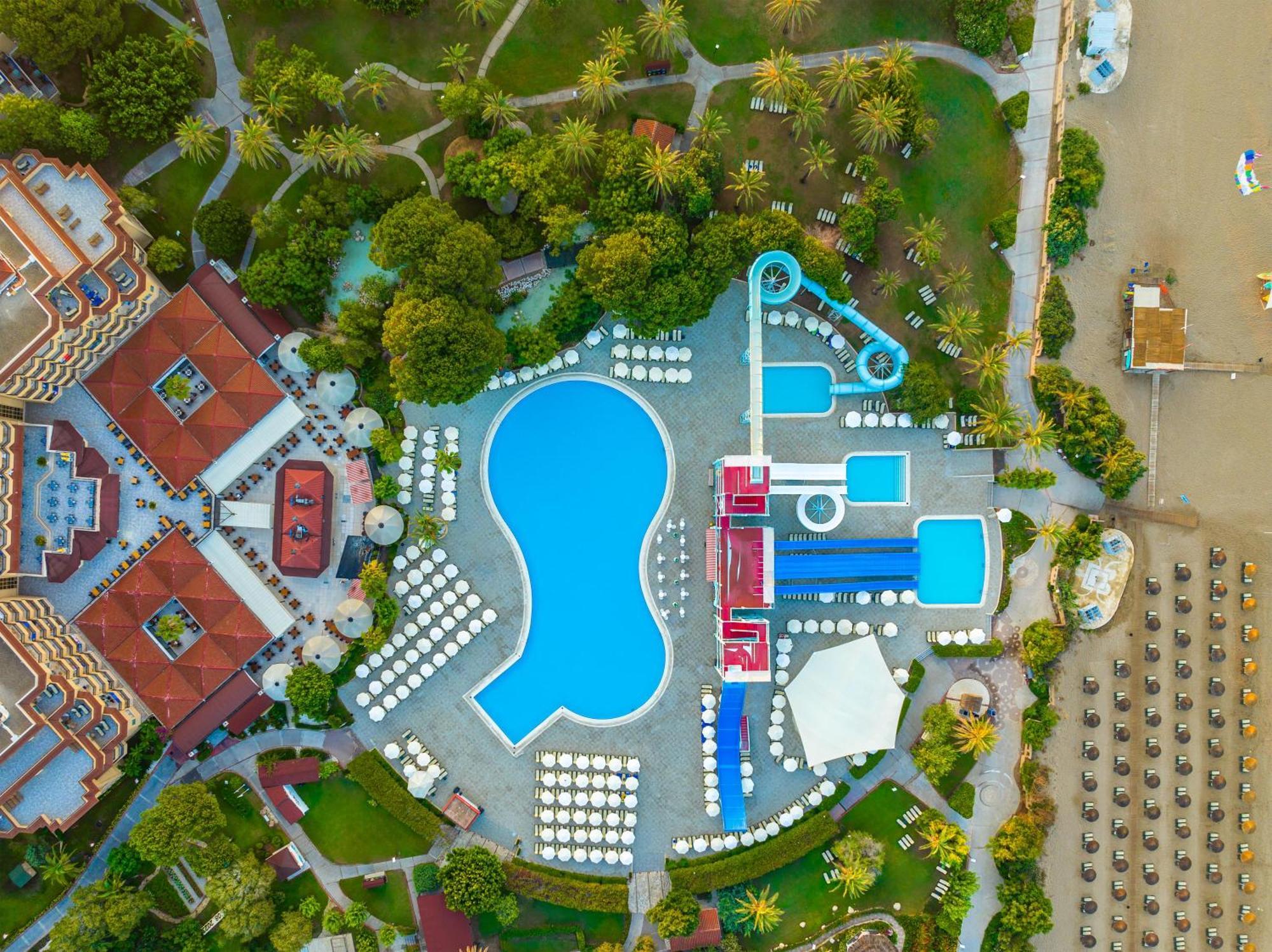 Asteria Family Resort Belek Antalia Esterno foto Aerial view of the water park