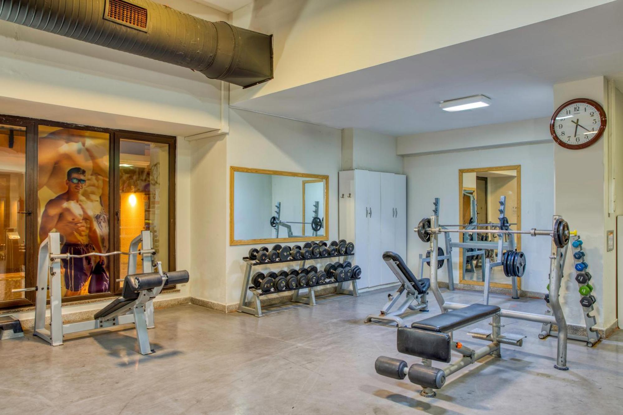 Asteria Family Resort Belek Antalia Esterno foto The gym at the hotel