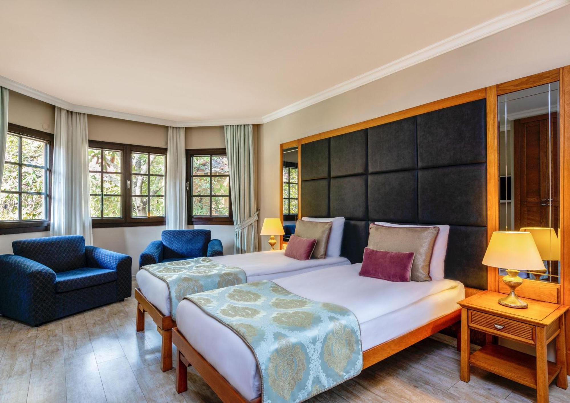 Asteria Family Resort Belek Antalia Esterno foto A room at the hotel