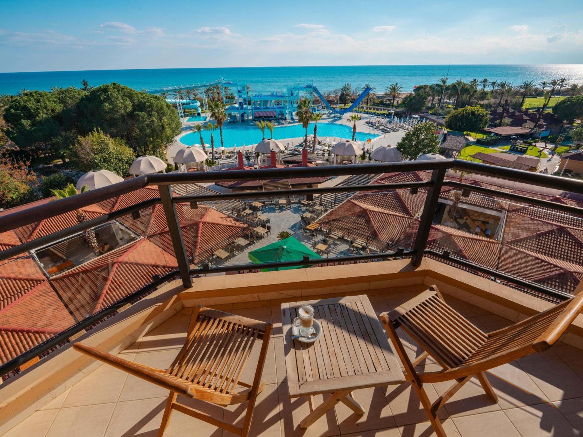 Asteria Family Resort Belek Antalia Esterno foto View from the balcony of a hotel room